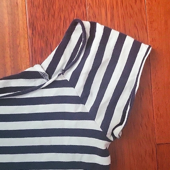 Hollister Stretchy Off the Shoulder Crop Top - Picture 3 of 5